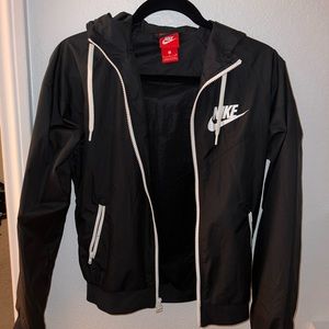 Nike wind breaker